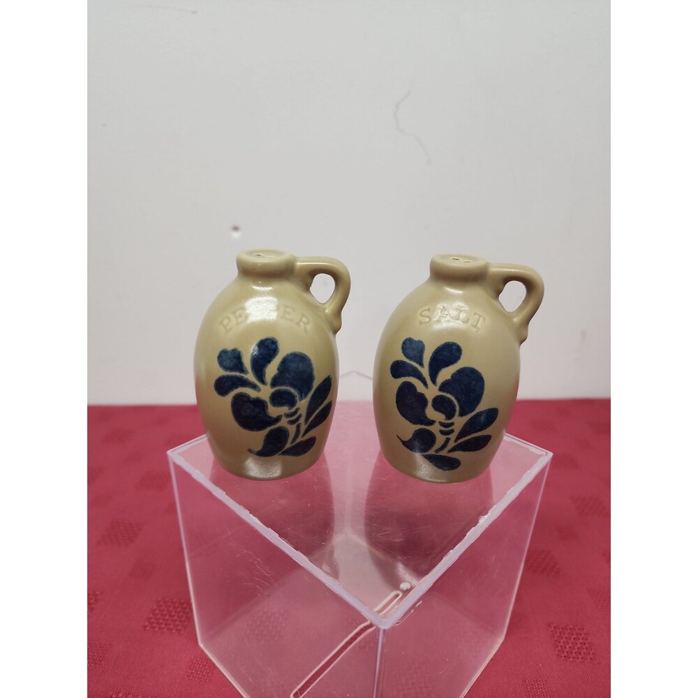 Pfaltzgraff Folk Art Jug Salt & Pepper Shakers Cobalt Americana Cottagecore Rare